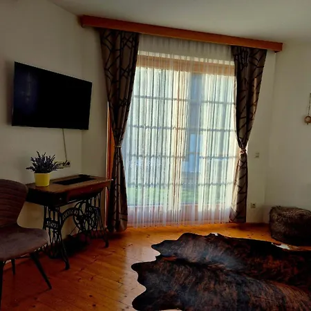 Ad Alta 2 Apartment *